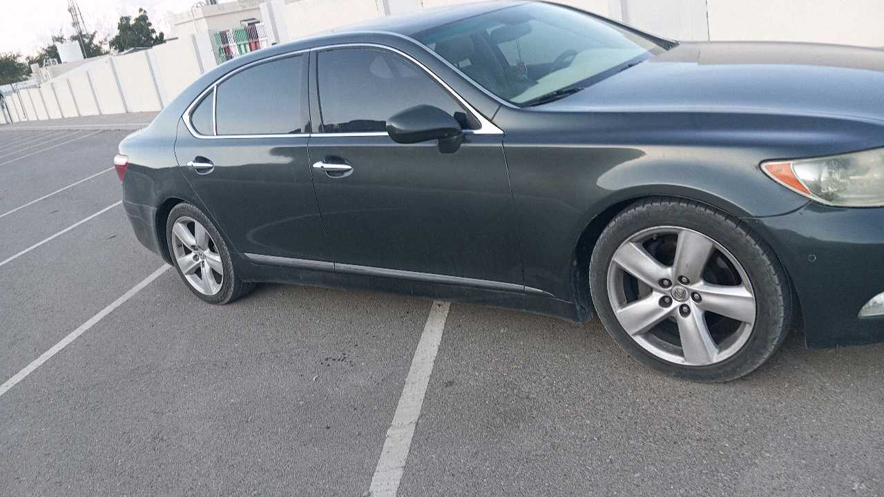Car Image 2007 LEXUS LS 460