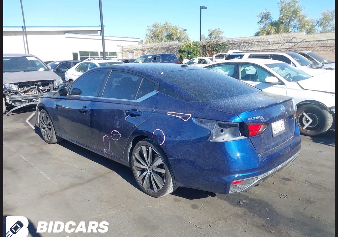 Car Image 2019 NISSAN ALTIMA S