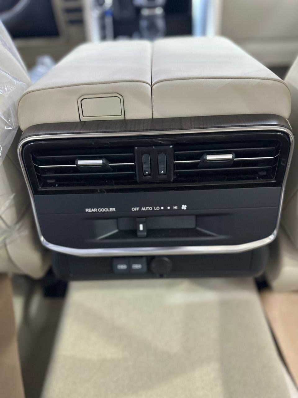 Car Image 2026 TOYOTA LAND CRUISER GX.R
