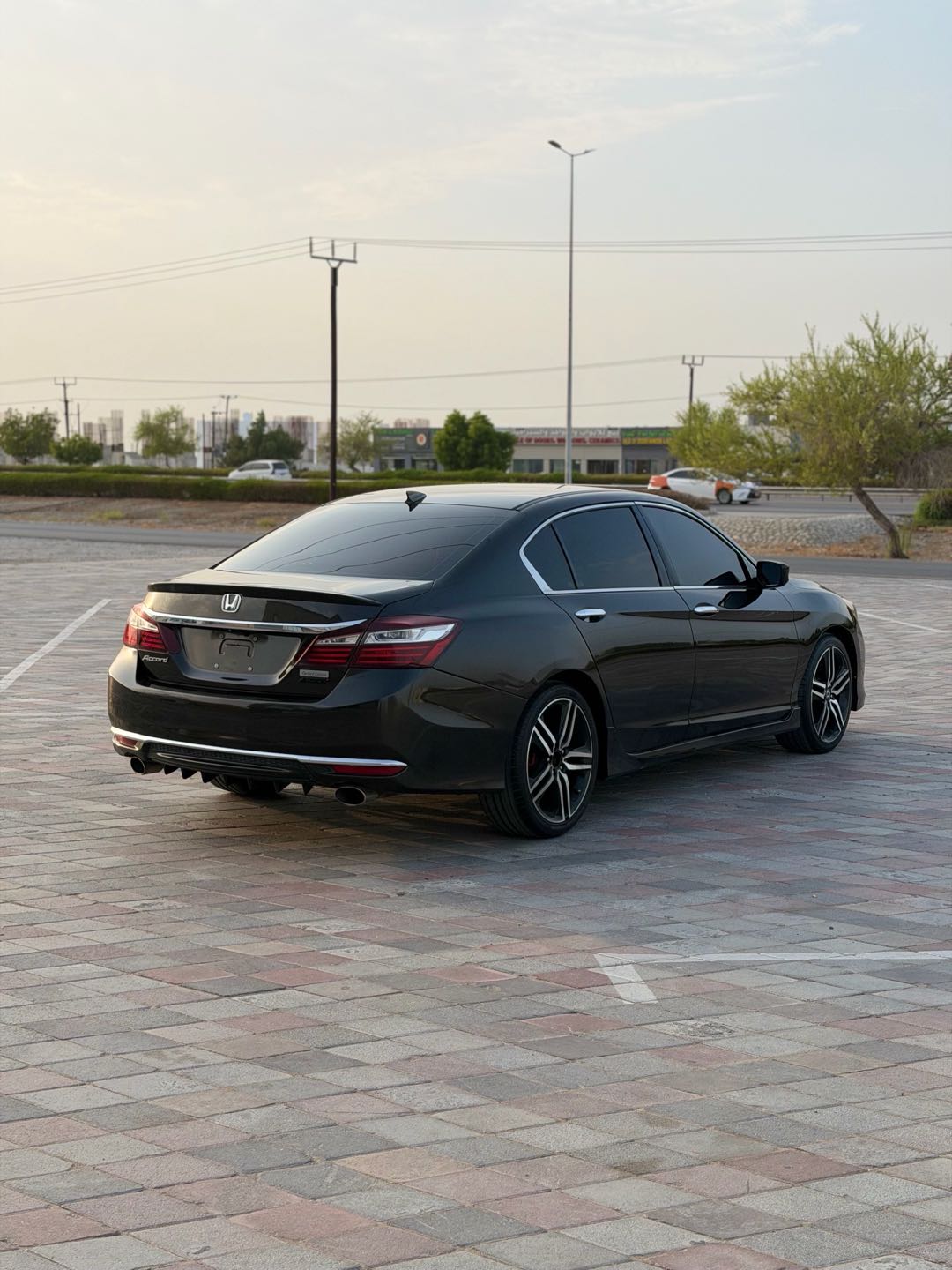Car Image 2017 HONDA ACCORD EX