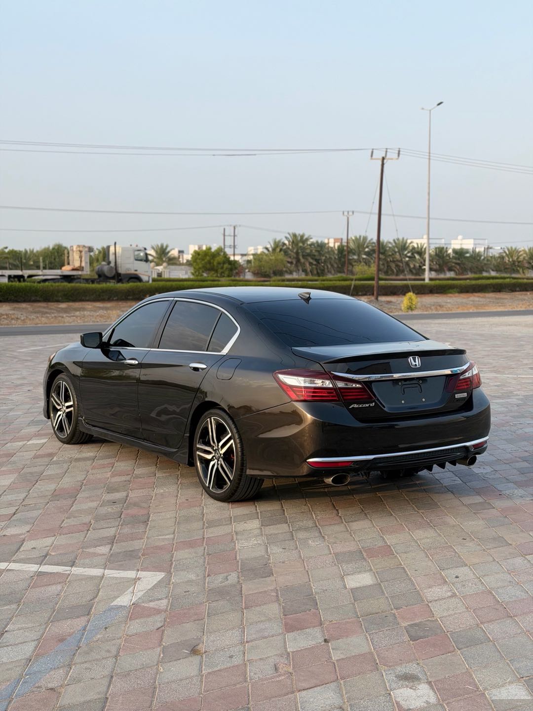 Car Image 2017 HONDA ACCORD EX