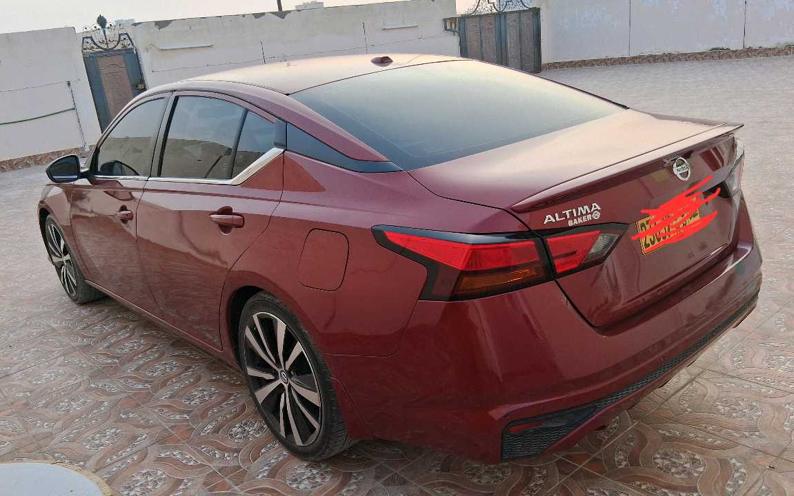 Car Image 2020 NISSAN ALTIMA SR