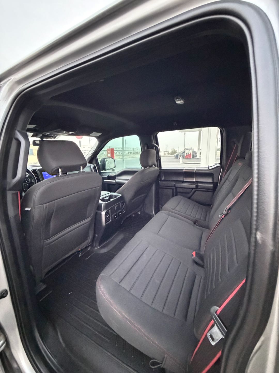 Car Image 2020 FORD F-150 XLT