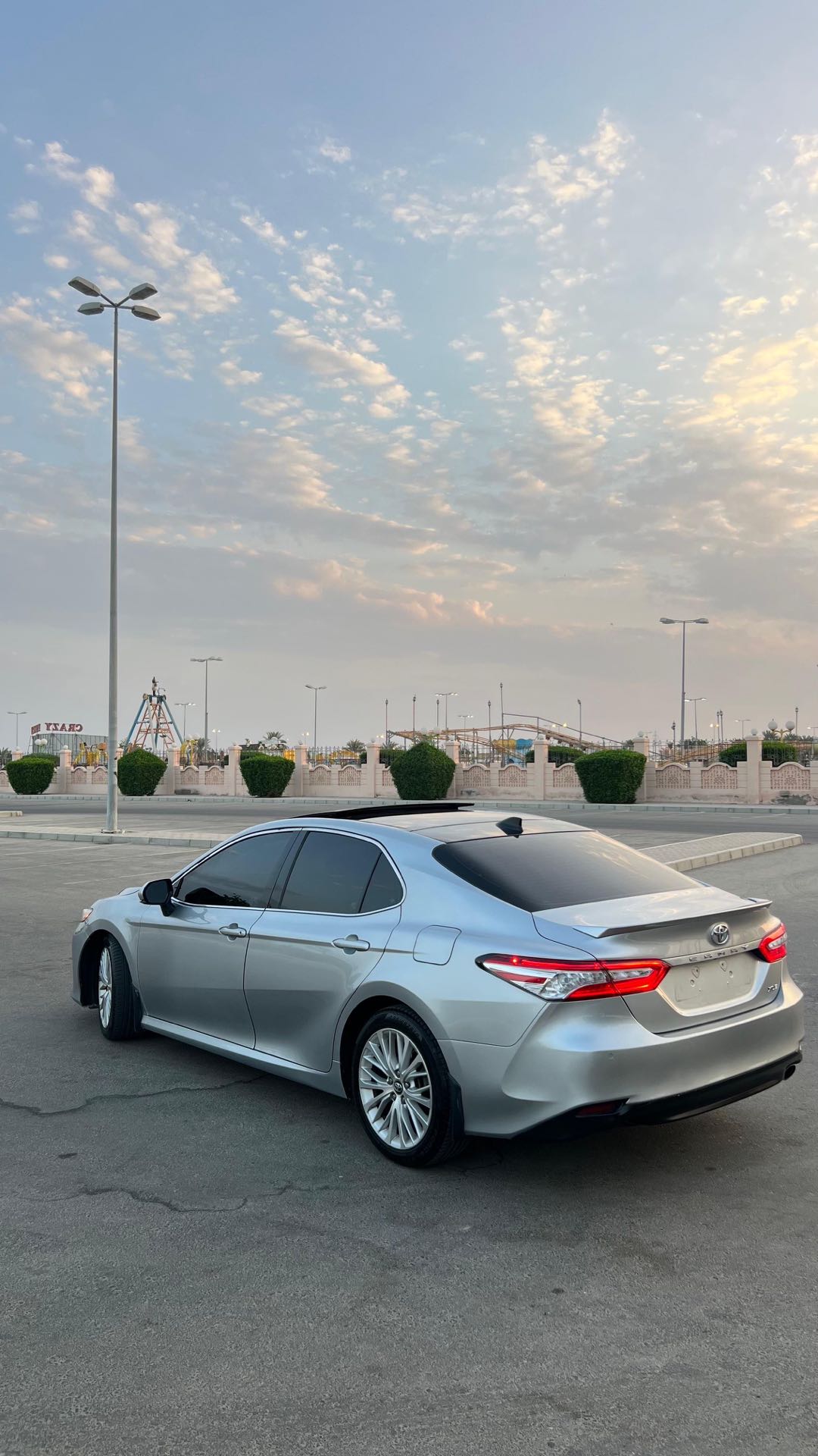 Car Image 2018 TOYOTA CAMRY XLE