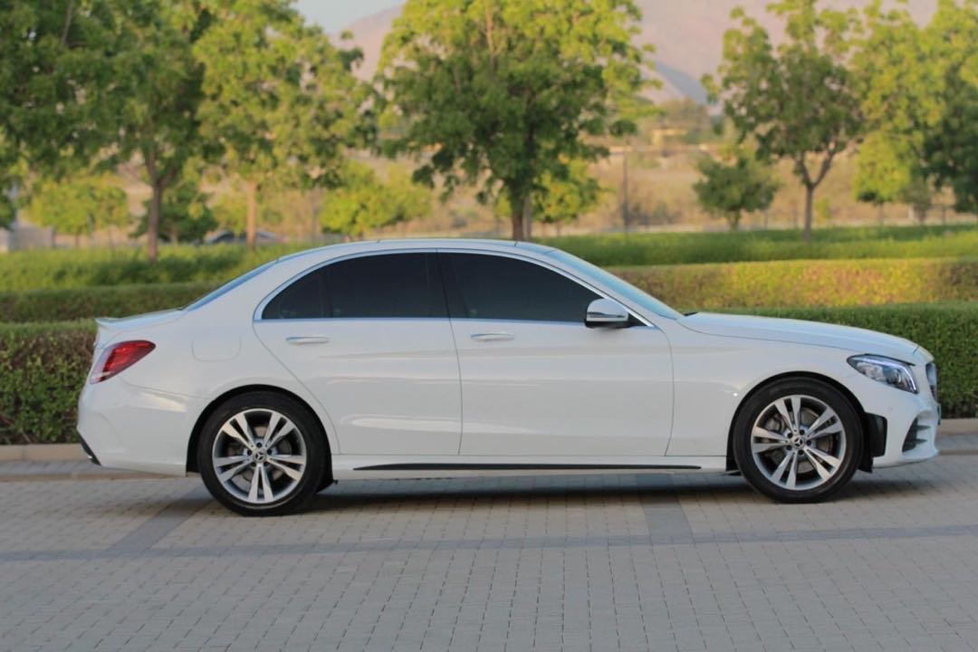 Car Image 2017 MERCEDES C Class 300