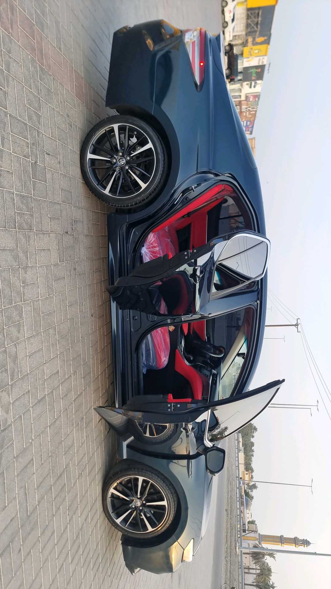 Car Image 2018 TOYOTA CAMRY XSE