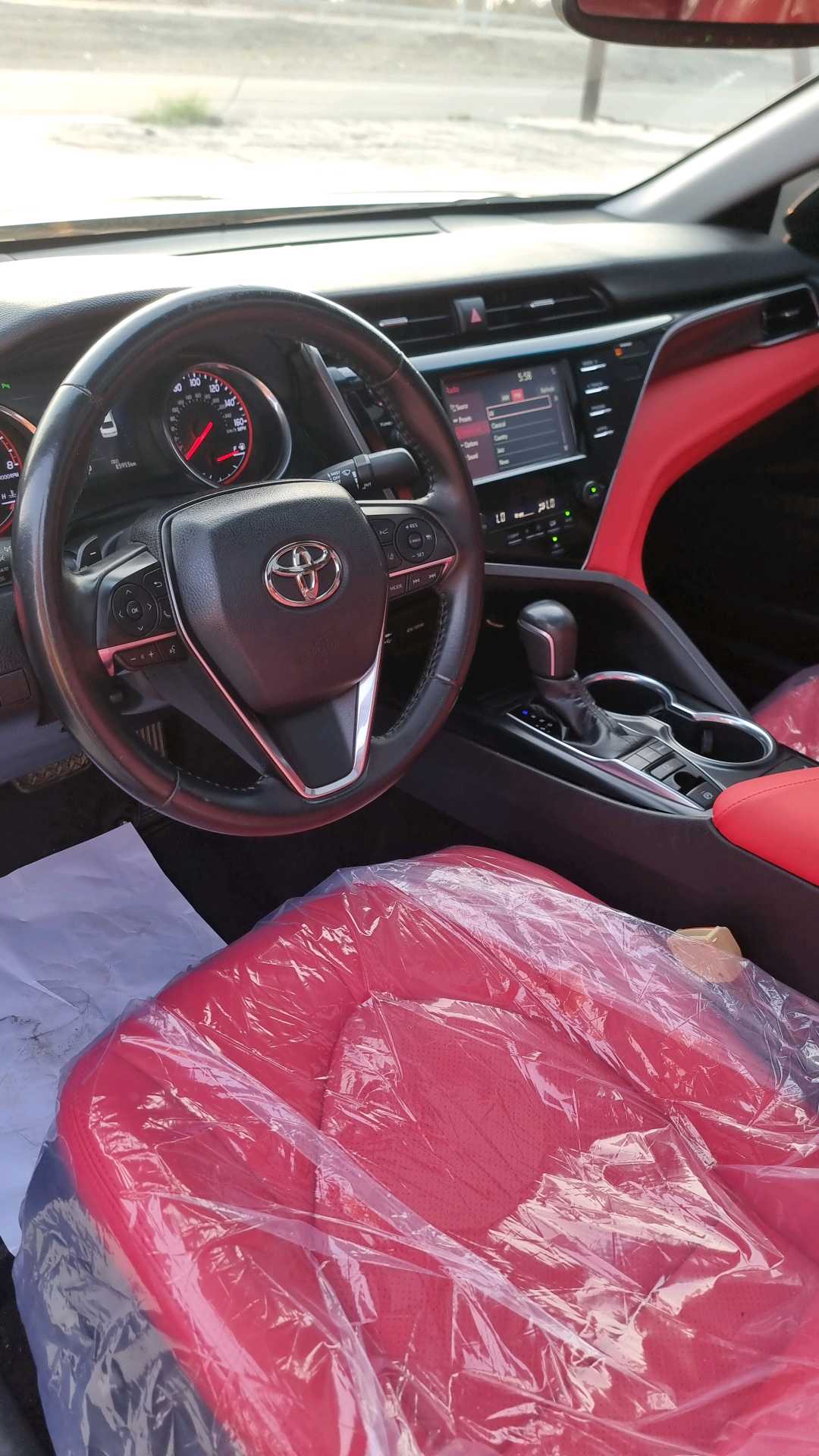 Car Image 2018 TOYOTA CAMRY XSE