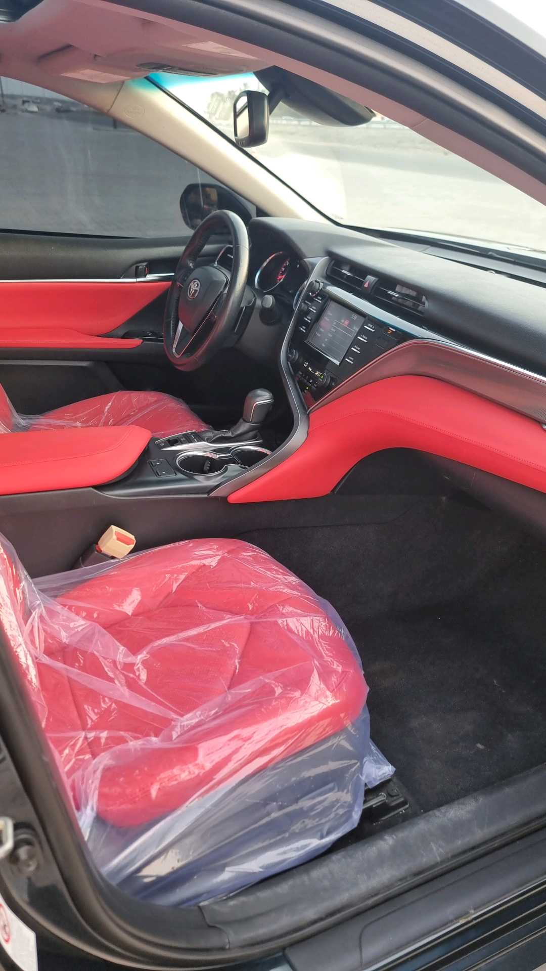 Car Image 2018 TOYOTA CAMRY XSE