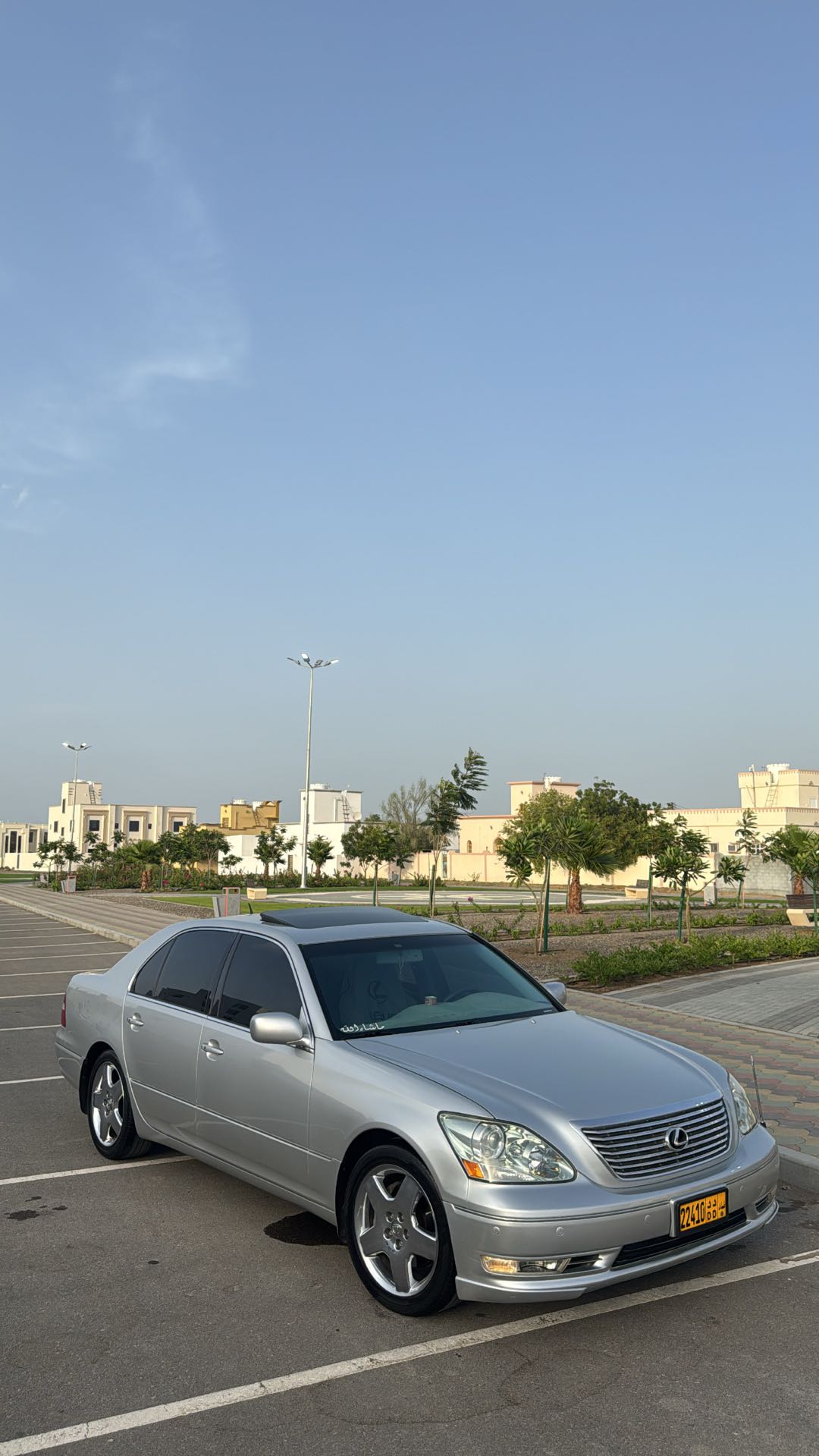 Car Image 2004 LEXUS LS 430