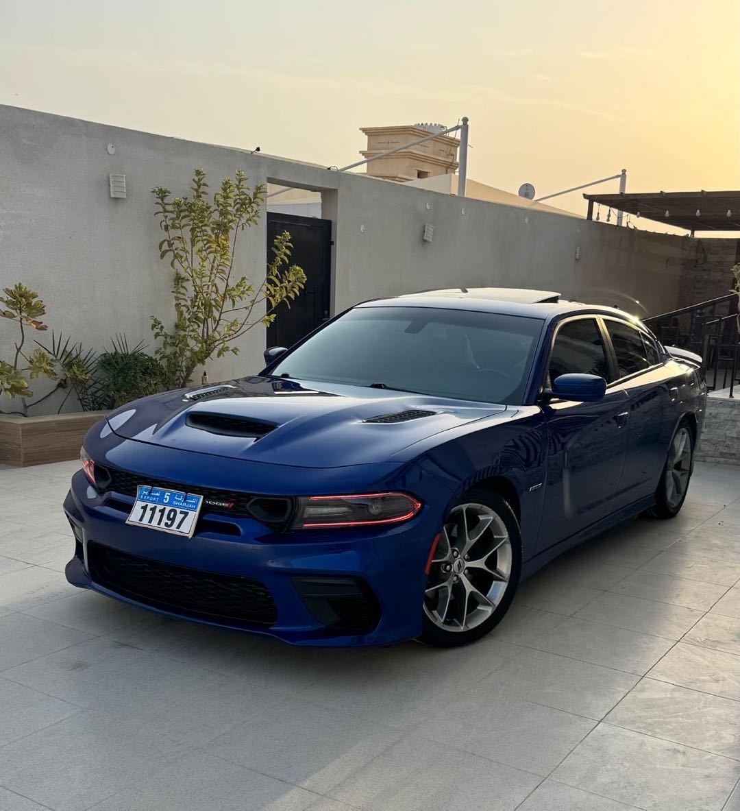 Car Image 2019 DODGE CHARGER R/T