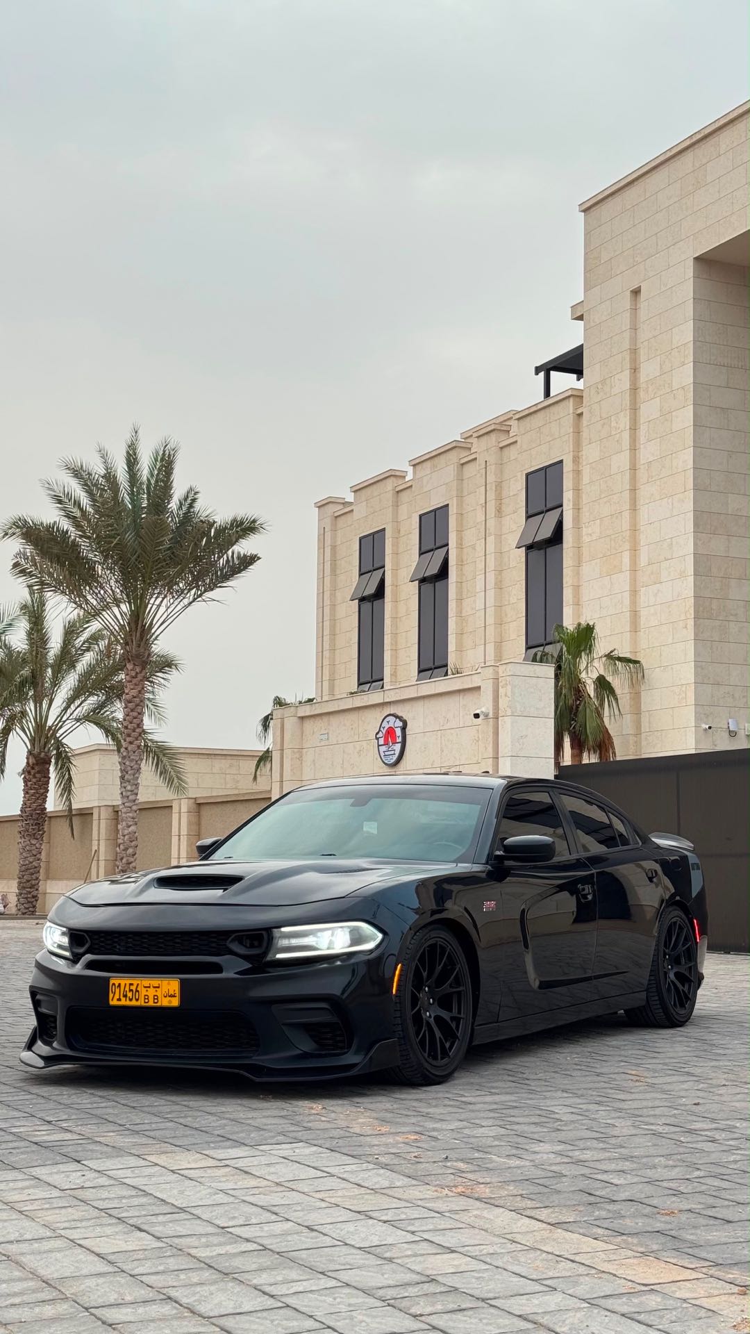 Car Image 2018 DODGE CHARGER SXT