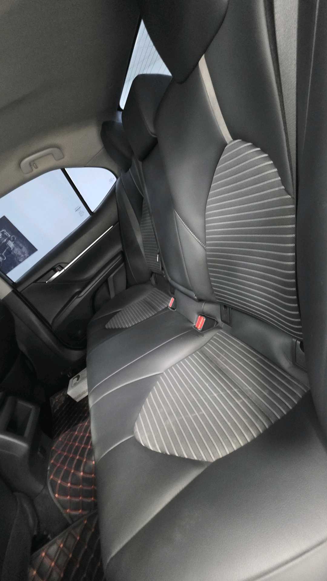 Car Image 2023 TOYOTA CAMRY SE