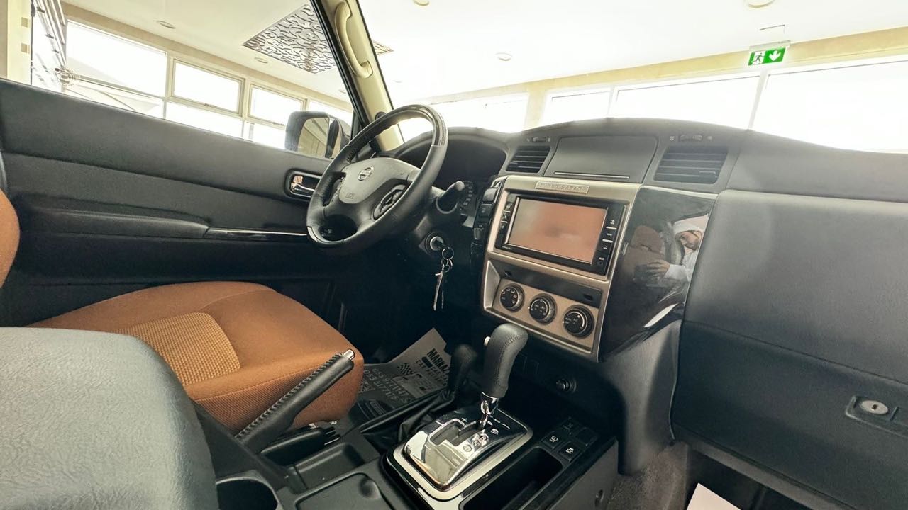 Car Image 2021 NISSAN SAFARI 
