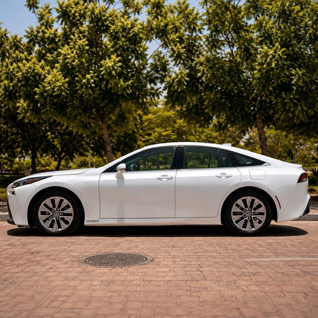 TOYOTA MIRAI 2023