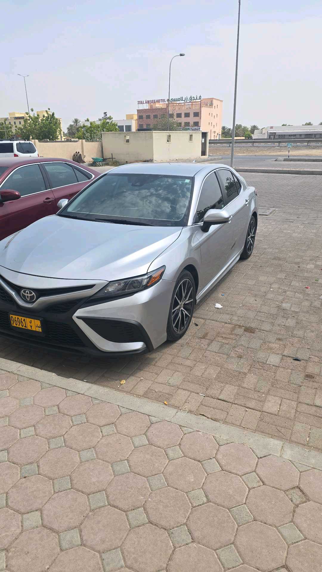 Car Image 2021 TOYOTA CAMRY SE