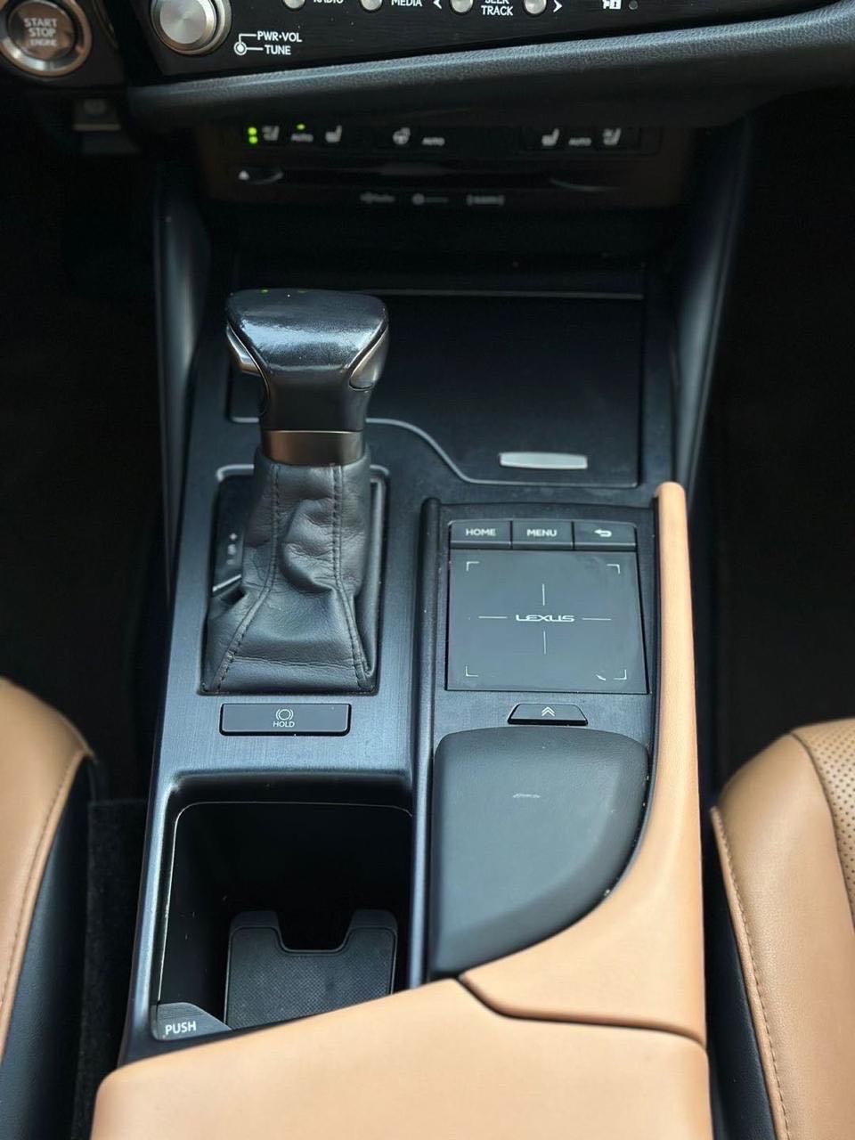 Car Image 2023 LEXUS ES 350
