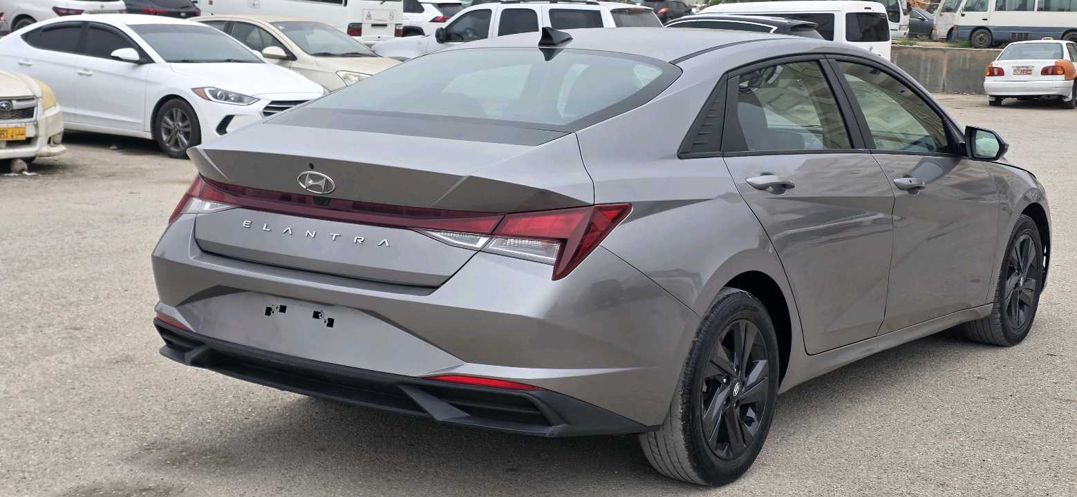 Car Image 2021 HYUNDAI ELANTRA SEL