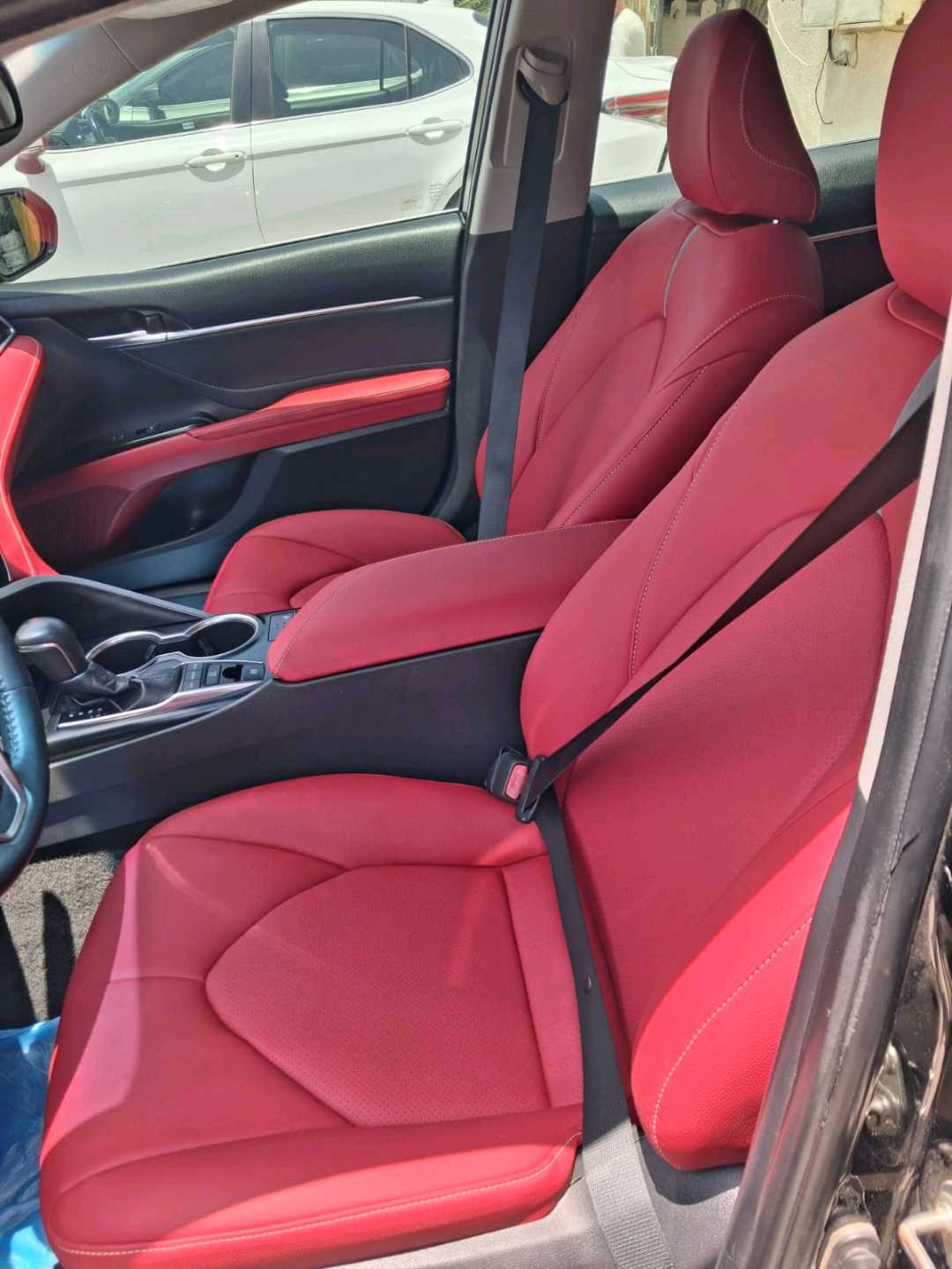 Car Image 2018 TOYOTA CAMRY XSE