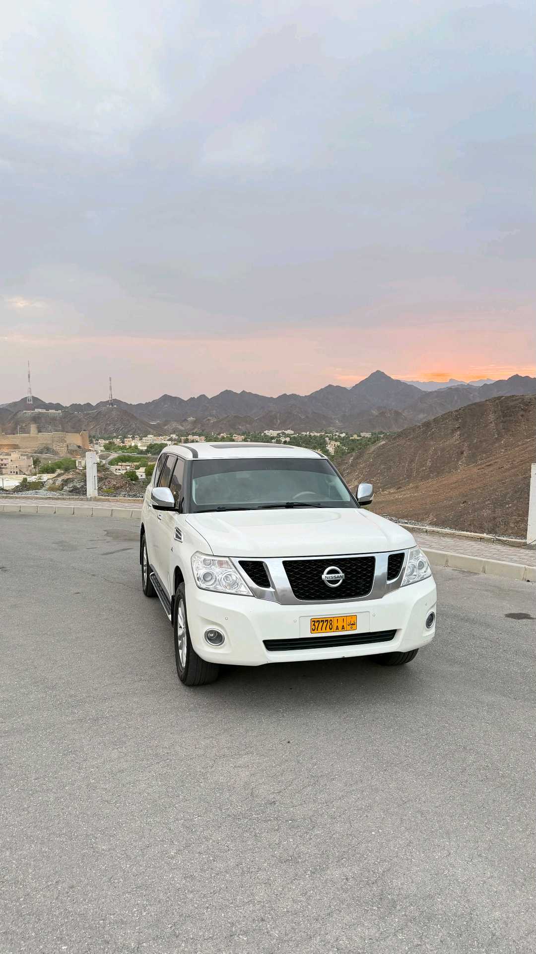 Car Image 2013 NISSAN PATROL SE