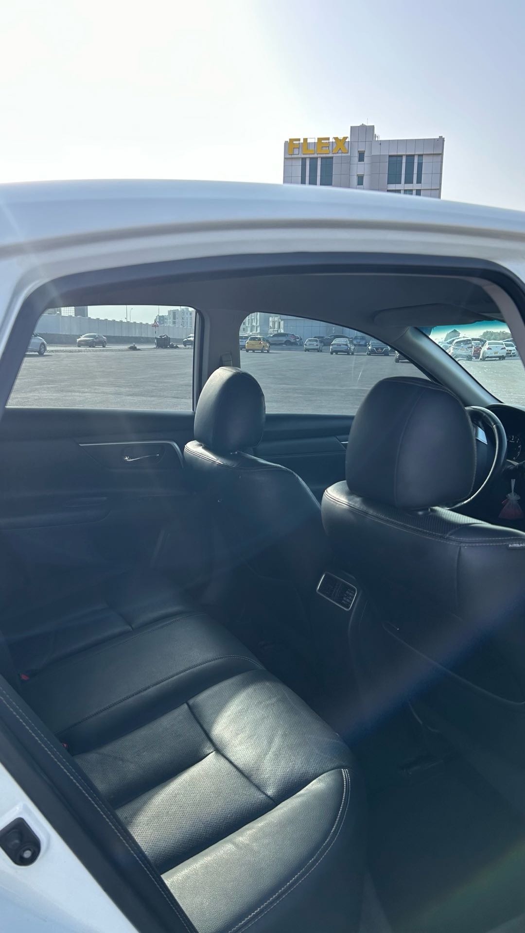 Car Image 2018 NISSAN ALTIMA SL