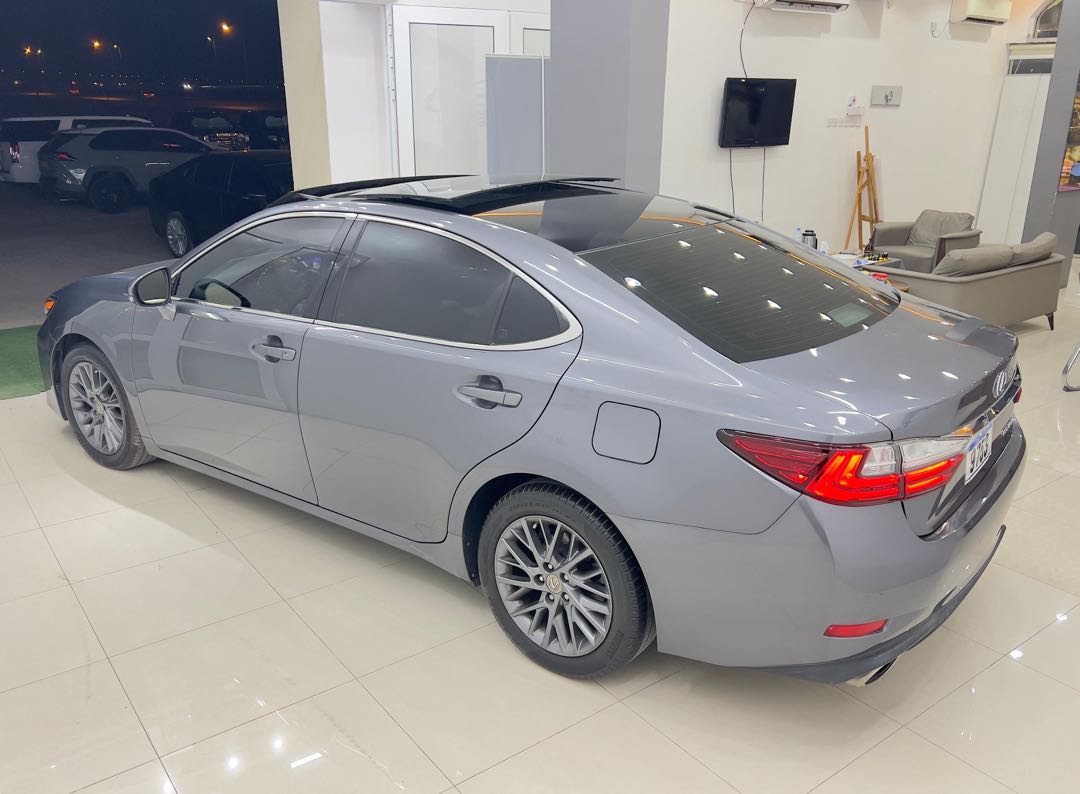 Car Image 2018 LEXUS ES 350