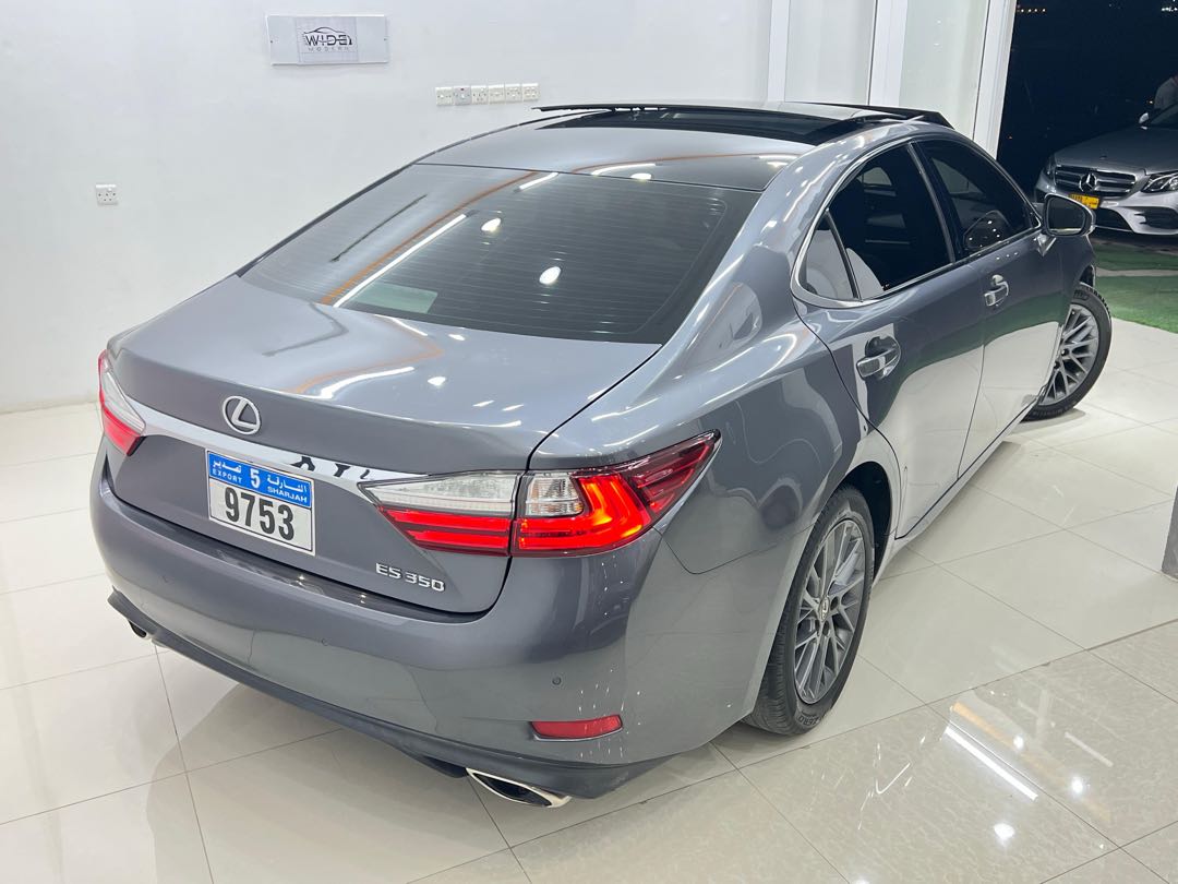 Car Image 2018 LEXUS ES 350
