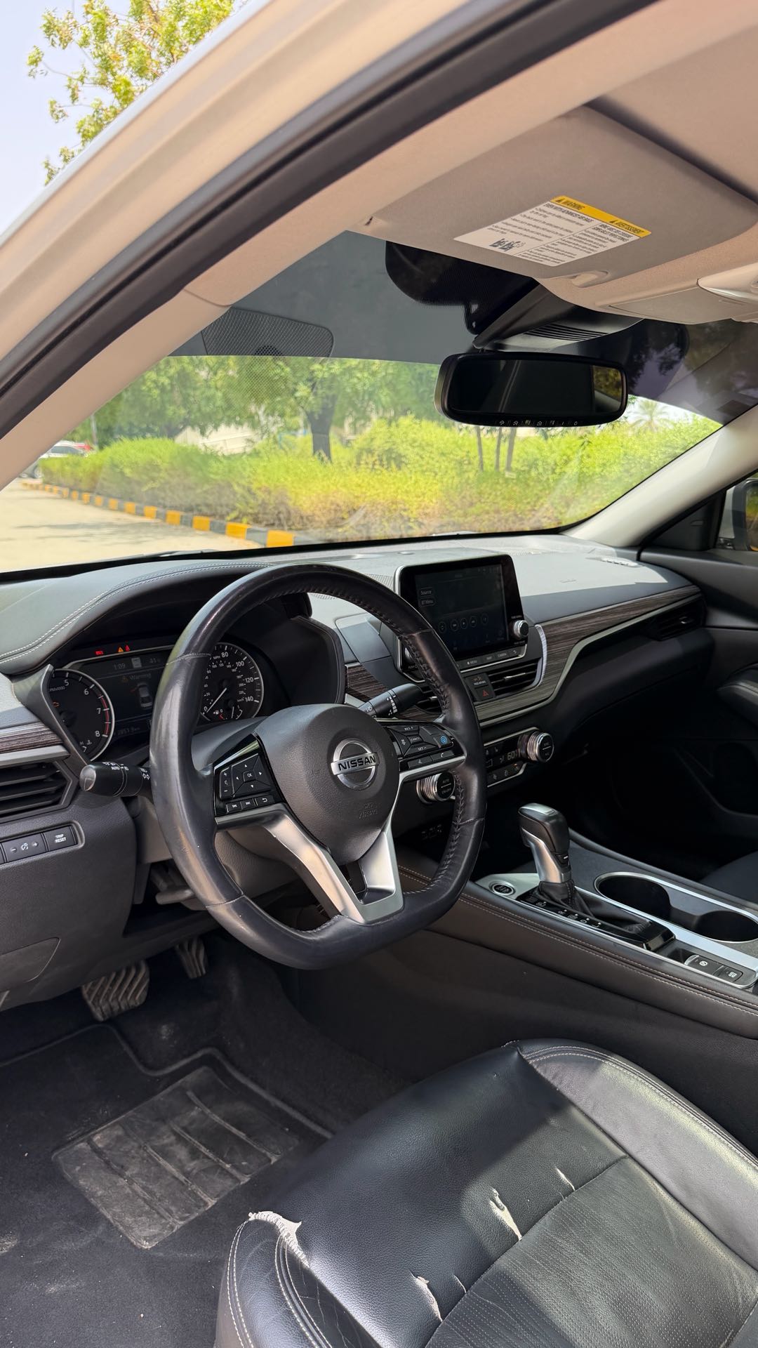 Car Image 2019 NISSAN ALTIMA SL