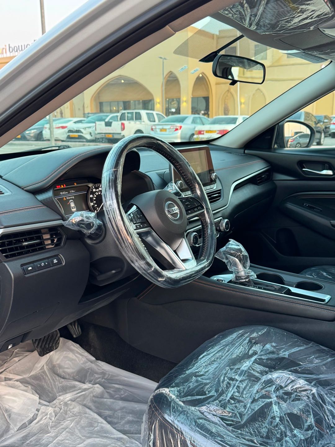 Car Image 2019 NISSAN ALTIMA SR
