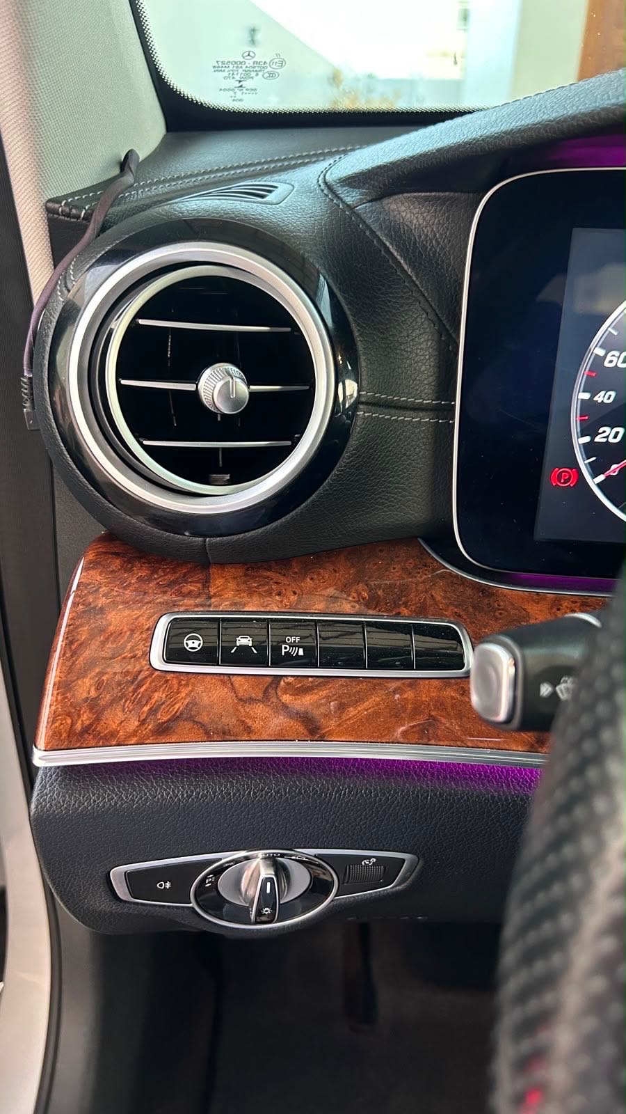 Car Image 2018 MERCEDES E Class 400