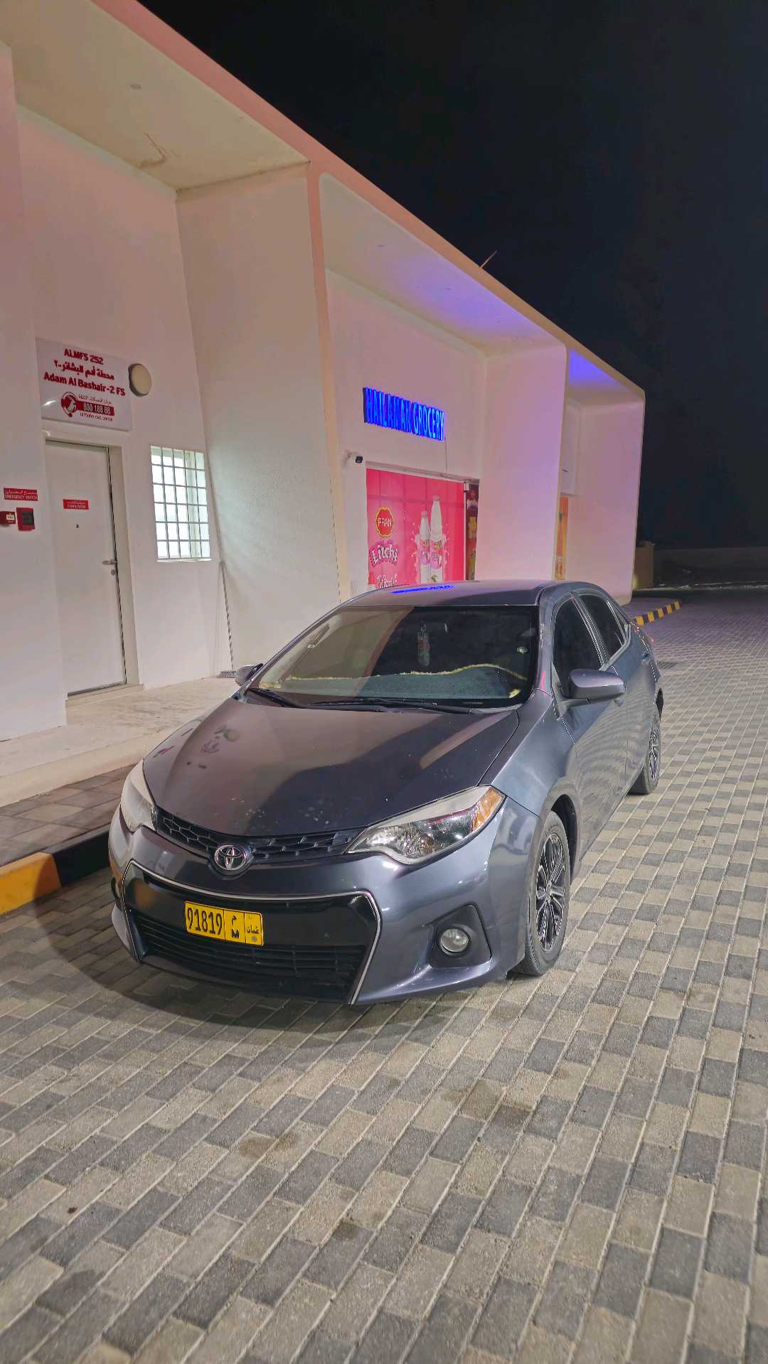 Car Image 2014 TOYOTA COROLLA LE
