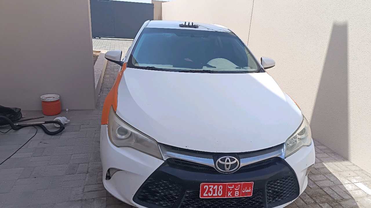 Car Image 2016 TOYOTA CAMRY SE