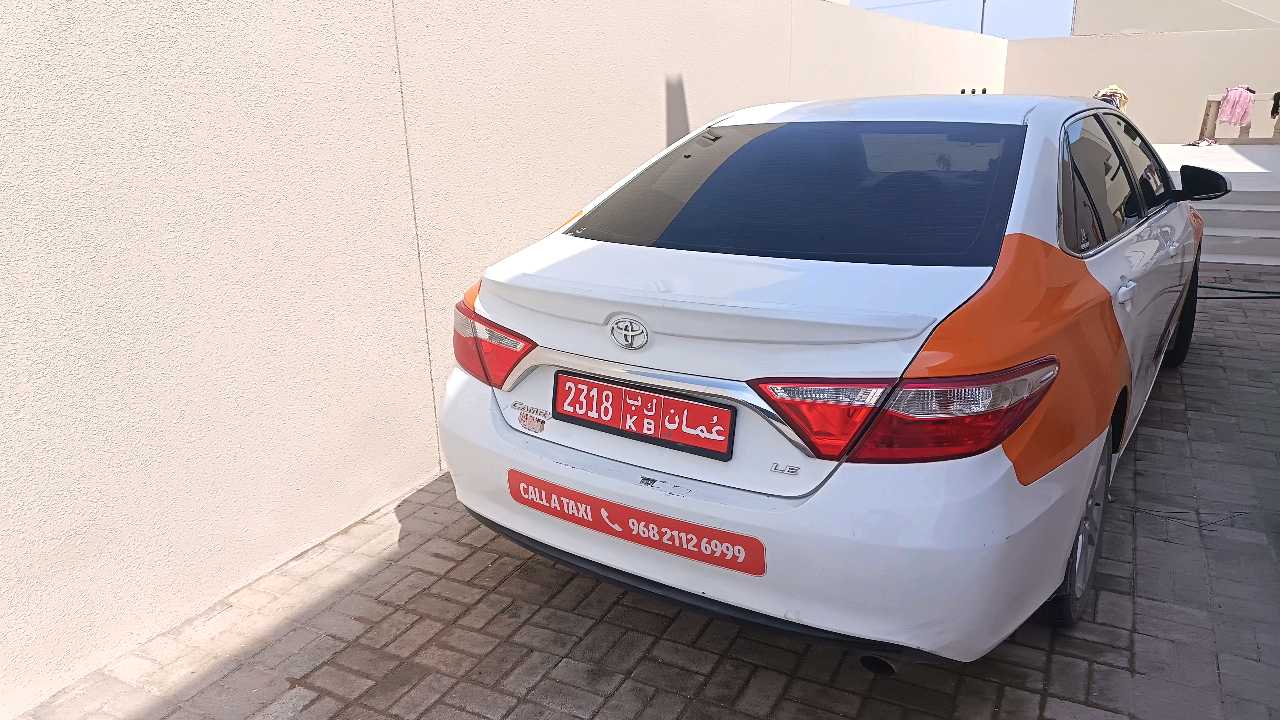 Car Image 2016 TOYOTA CAMRY SE
