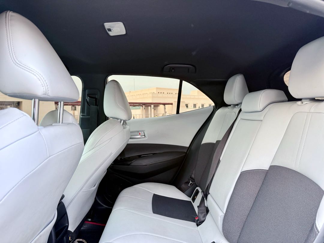 Car Image 2019 TOYOTA COROLLA XSE
