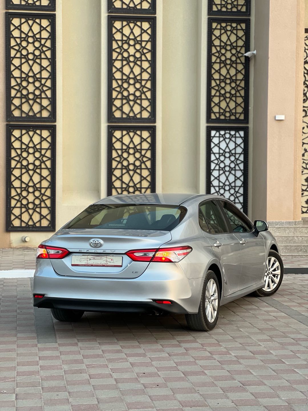 Car Image 2018 TOYOTA CAMRY LE
