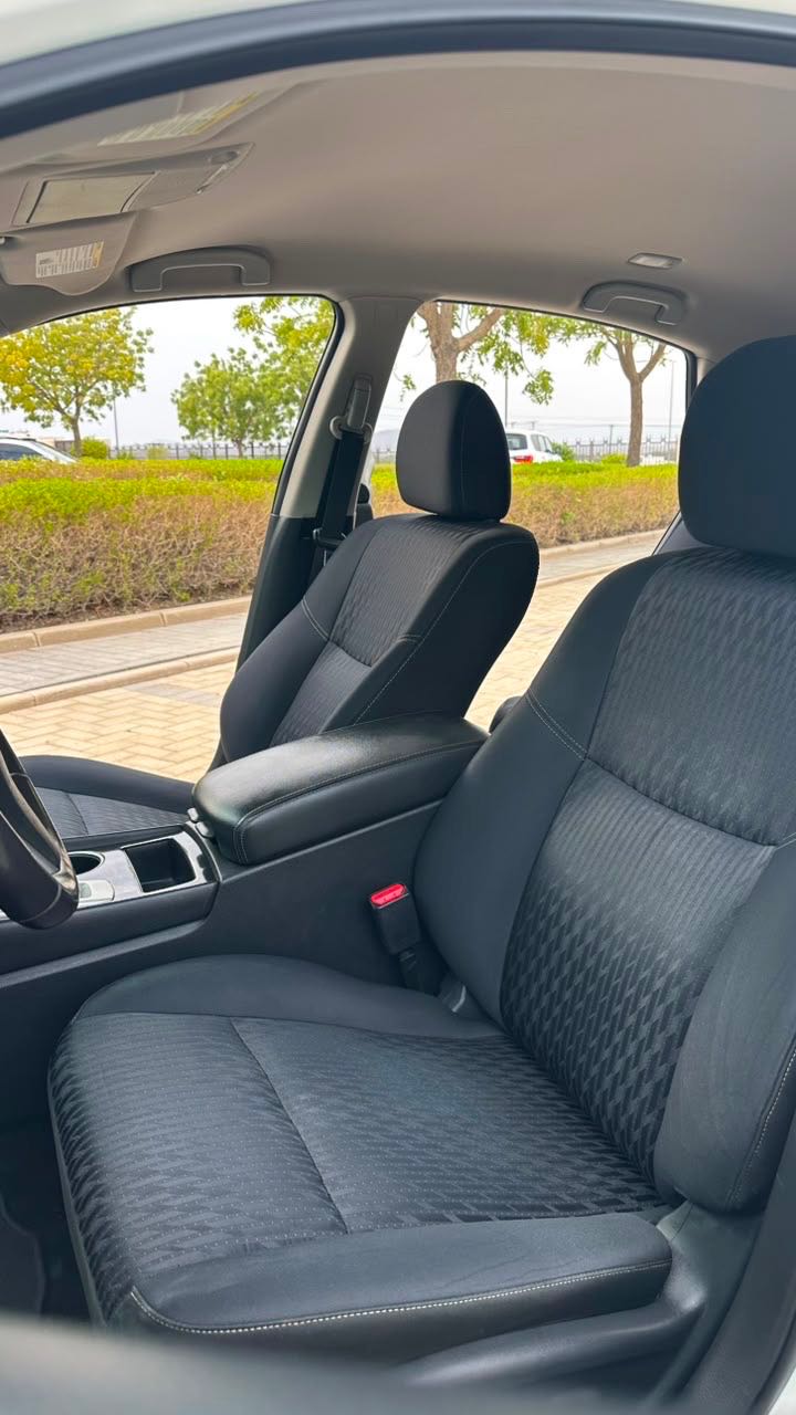 Car Image 2018 NISSAN ALTIMA SR