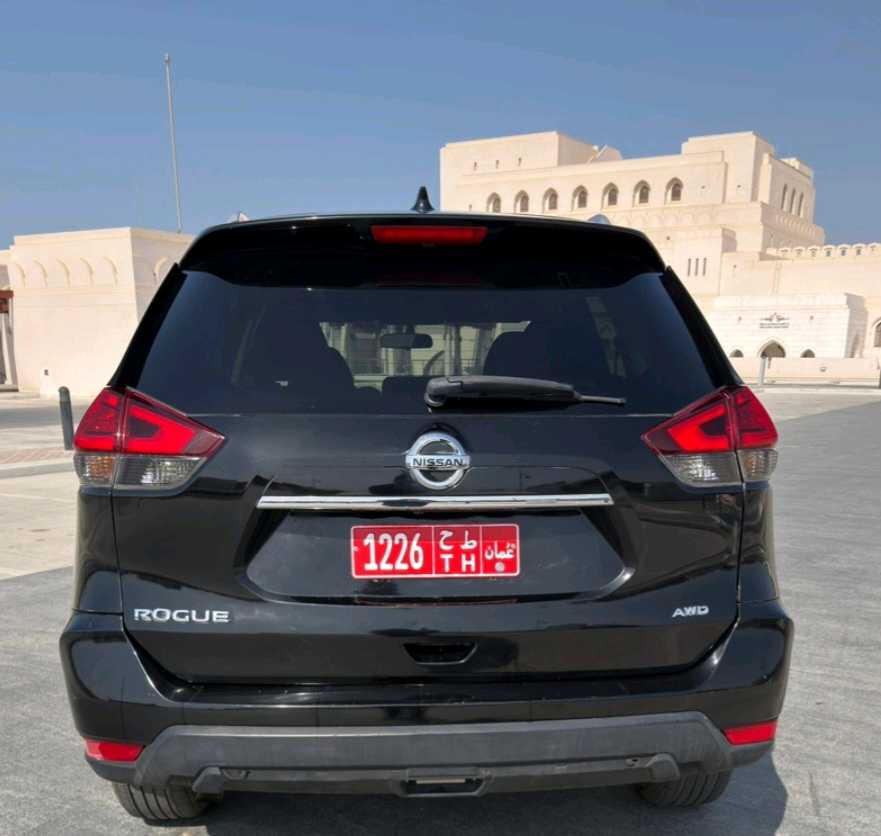 NISSAN ROGUE 2020