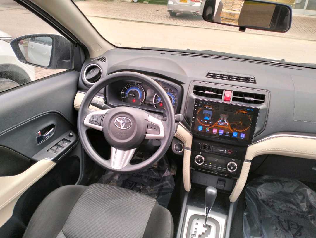 TOYOTA RUSH 2023