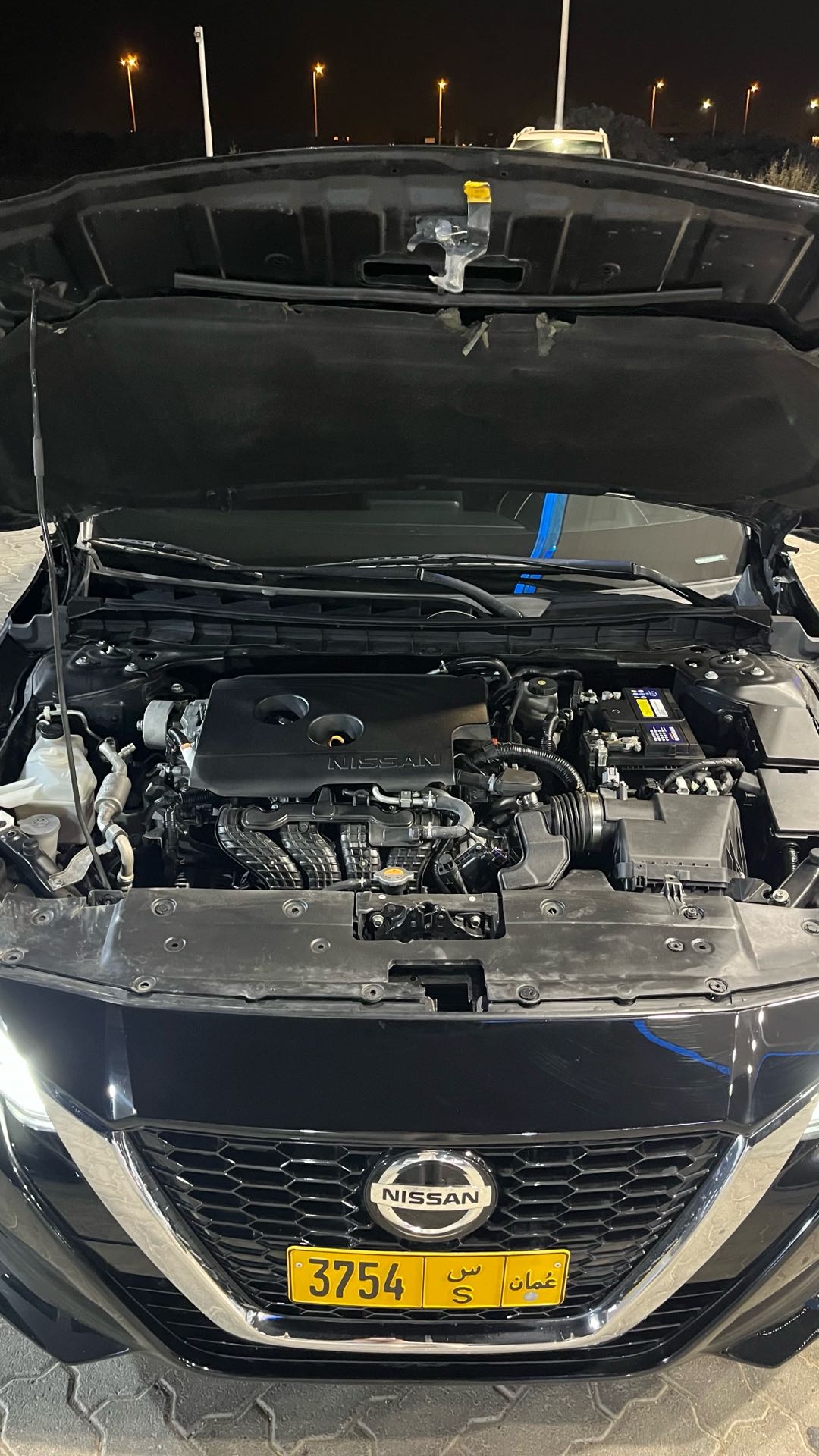 Car Image 2019 NISSAN ALTIMA SR