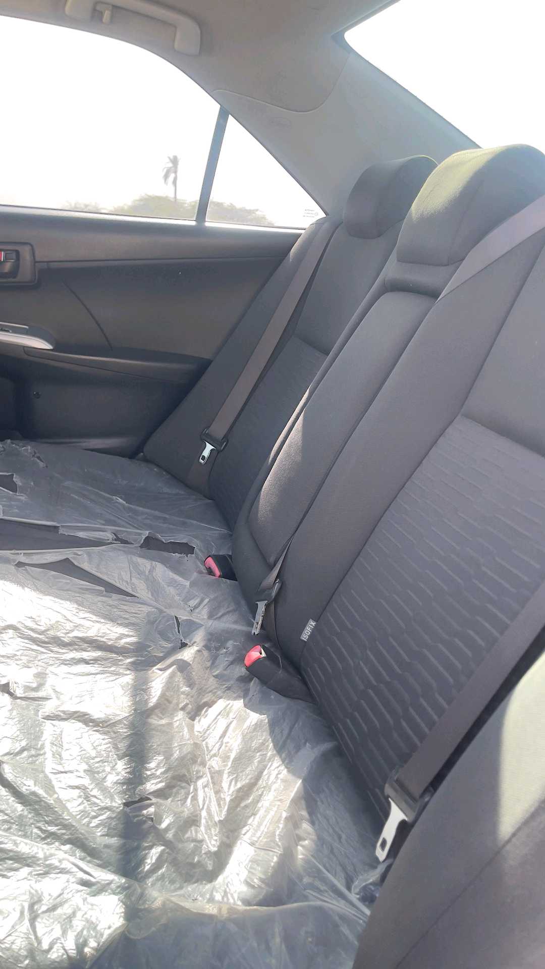Car Image 2017 TOYOTA CAMRY LE