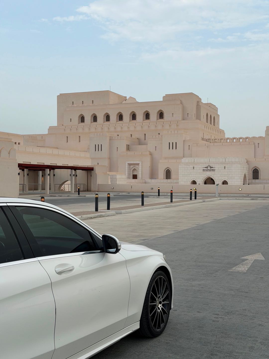 Car Image 2015 MERCEDES C Class 200