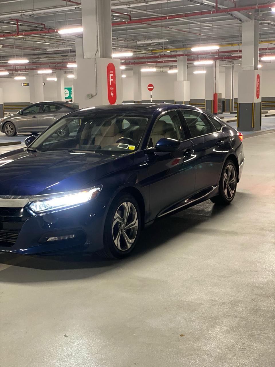 Car Image 2019 HONDA ACCORD EXL