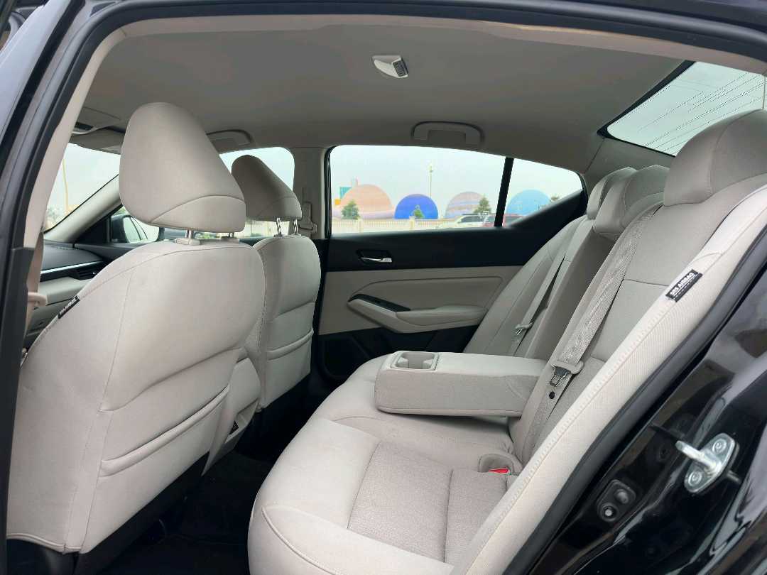 Car Image 2020 NISSAN ALTIMA S