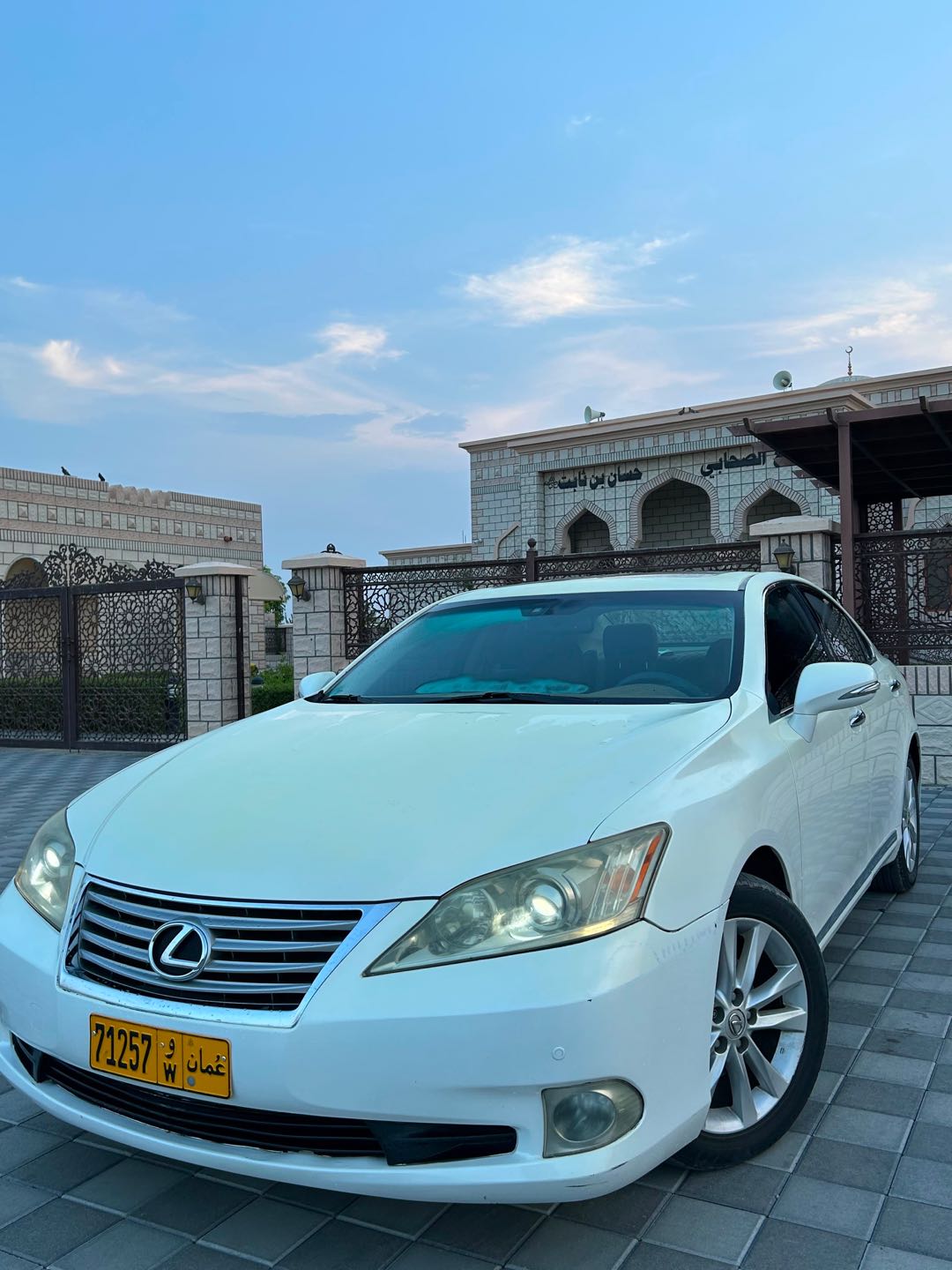 Car Image 2011 LEXUS ES 350