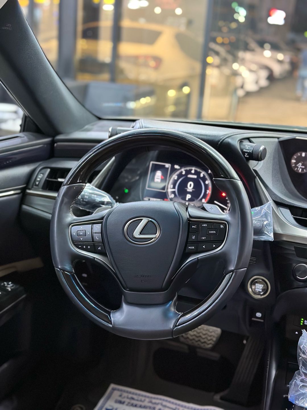 Car Image 2019 LEXUS ES 350