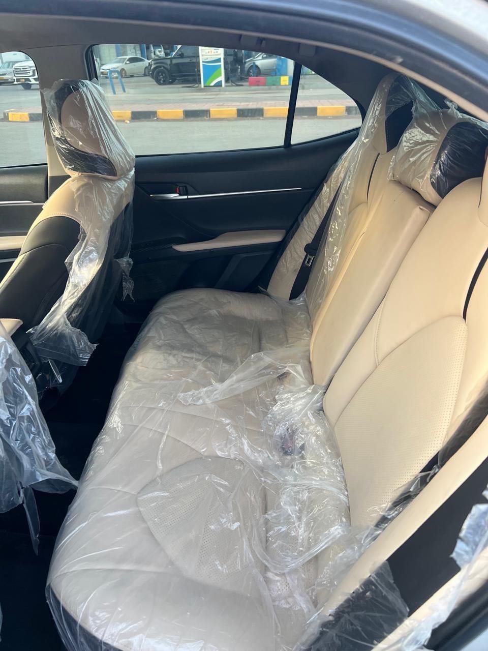 Car Image 2019 TOYOTA CAMRY LE