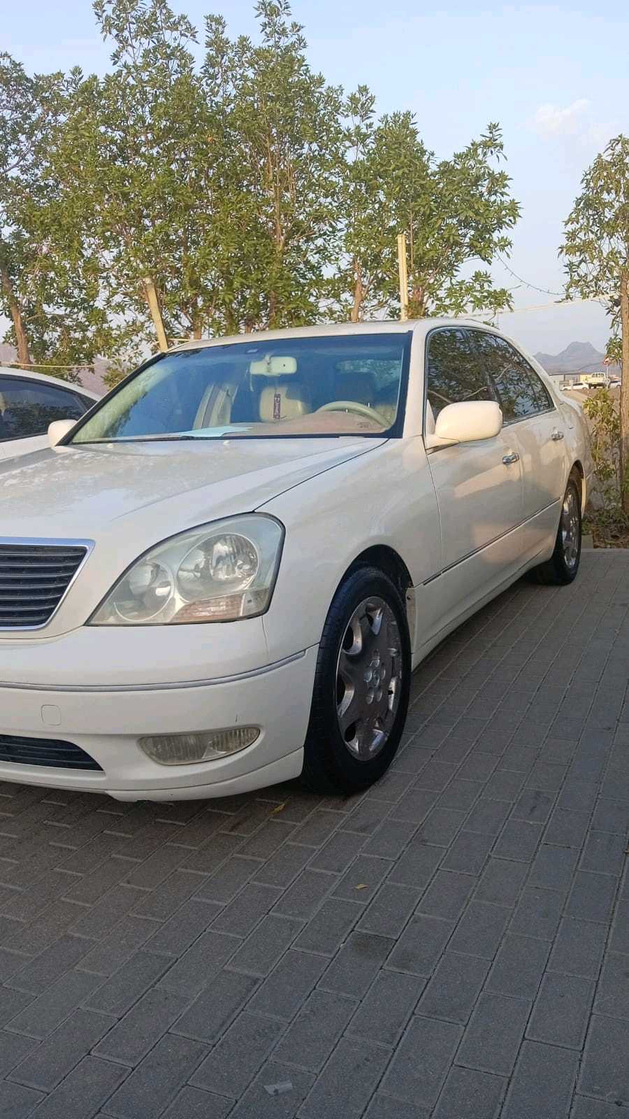 Car Image 2001 LEXUS LS 430