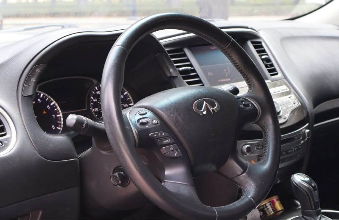 انفينتي QX60 2021