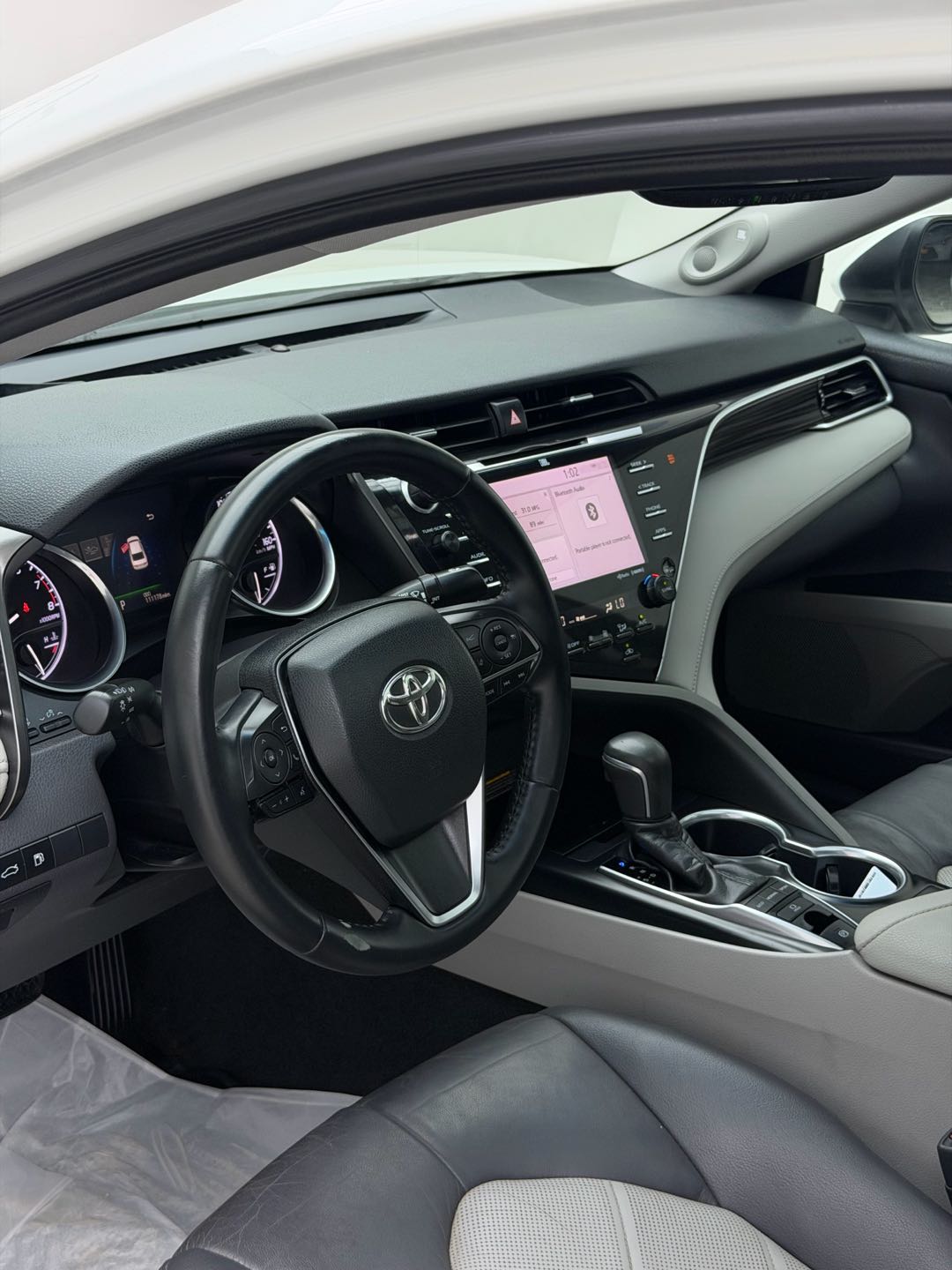 Car Image 2018 TOYOTA CAMRY XLE