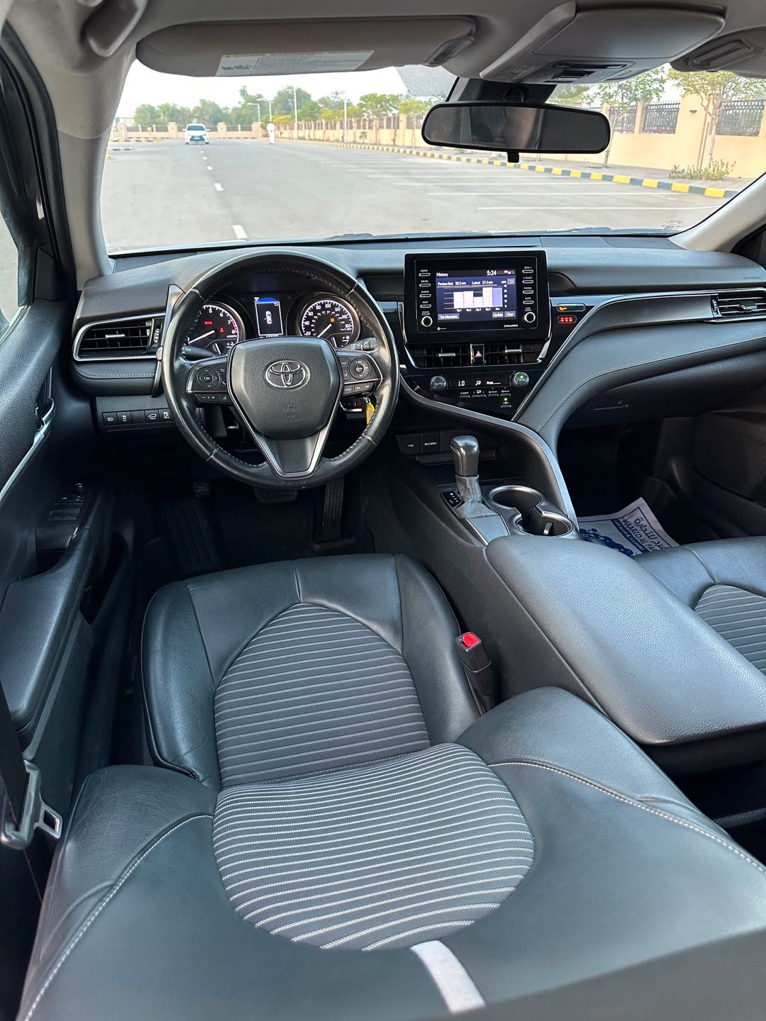 Car Image 2021 TOYOTA CAMRY SE