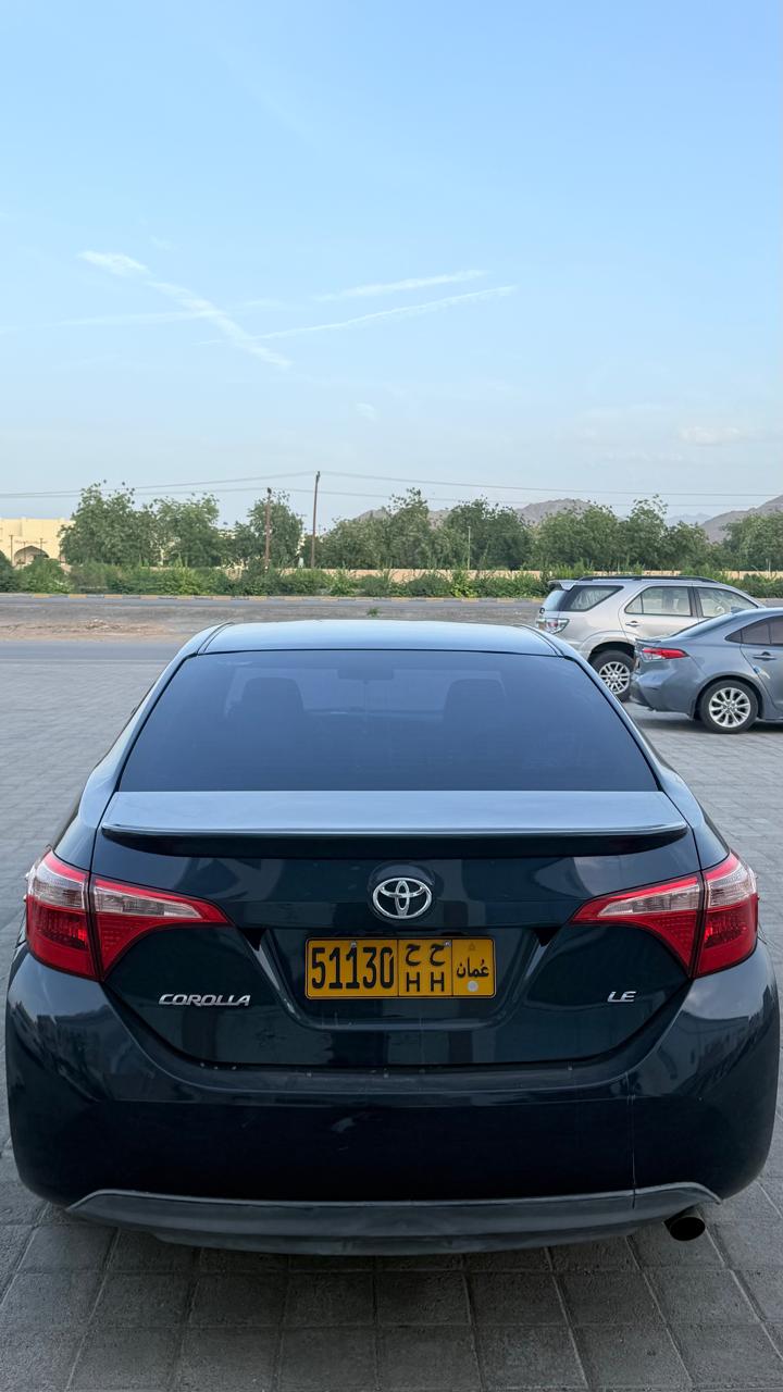 Car Image 2019 TOYOTA COROLLA LE
